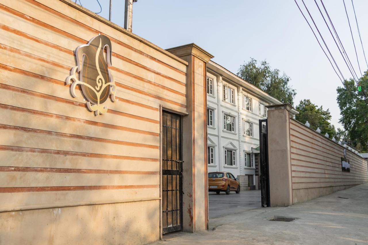 Paisley Palace Otel Srīnagar Dış mekan fotoğraf